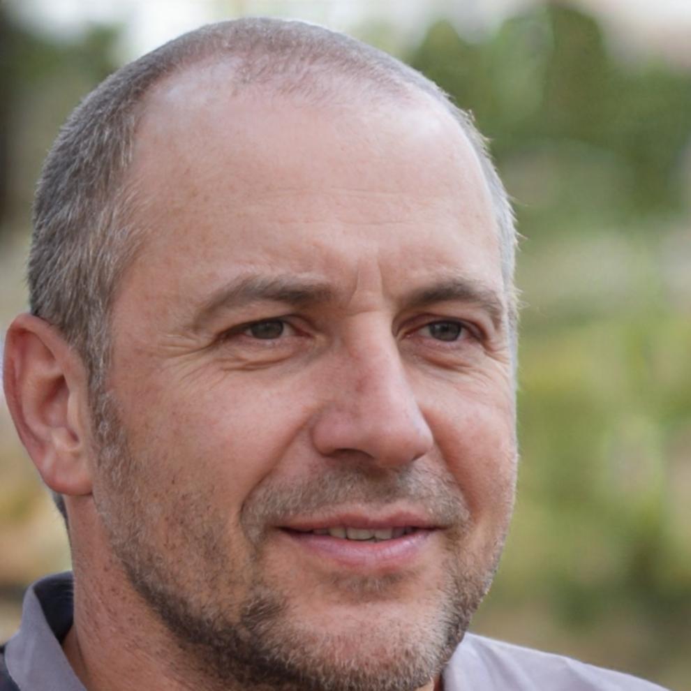 Gerhard Faulhaber – Bildungsexperte für KI-Integration